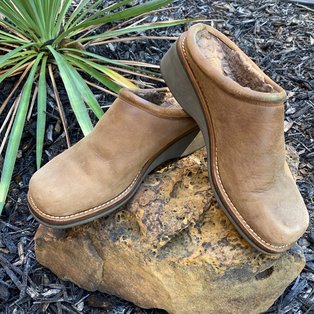 Cole Haan brown suede clog slip on comfort shoe Size 7